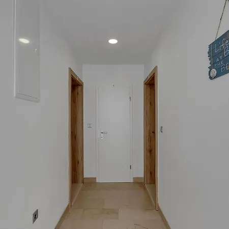 Rose Apartamento Baška Voda